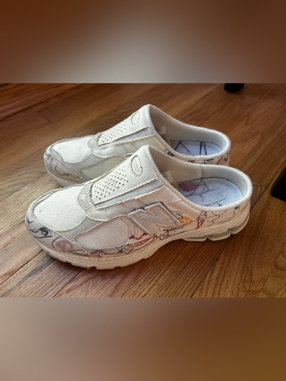 New Balance 2002R Mule Sneakers Shoes
Bryant Giles What Now? Mens 7.5